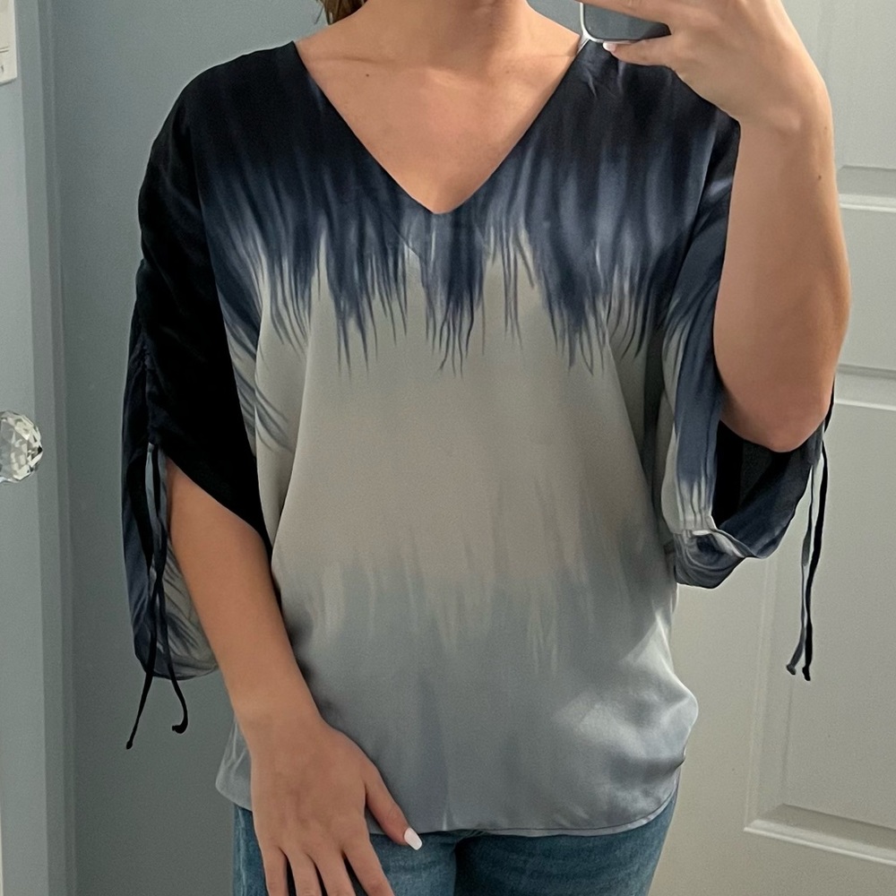 RaMona LaRue Grey Watercolor Blouse